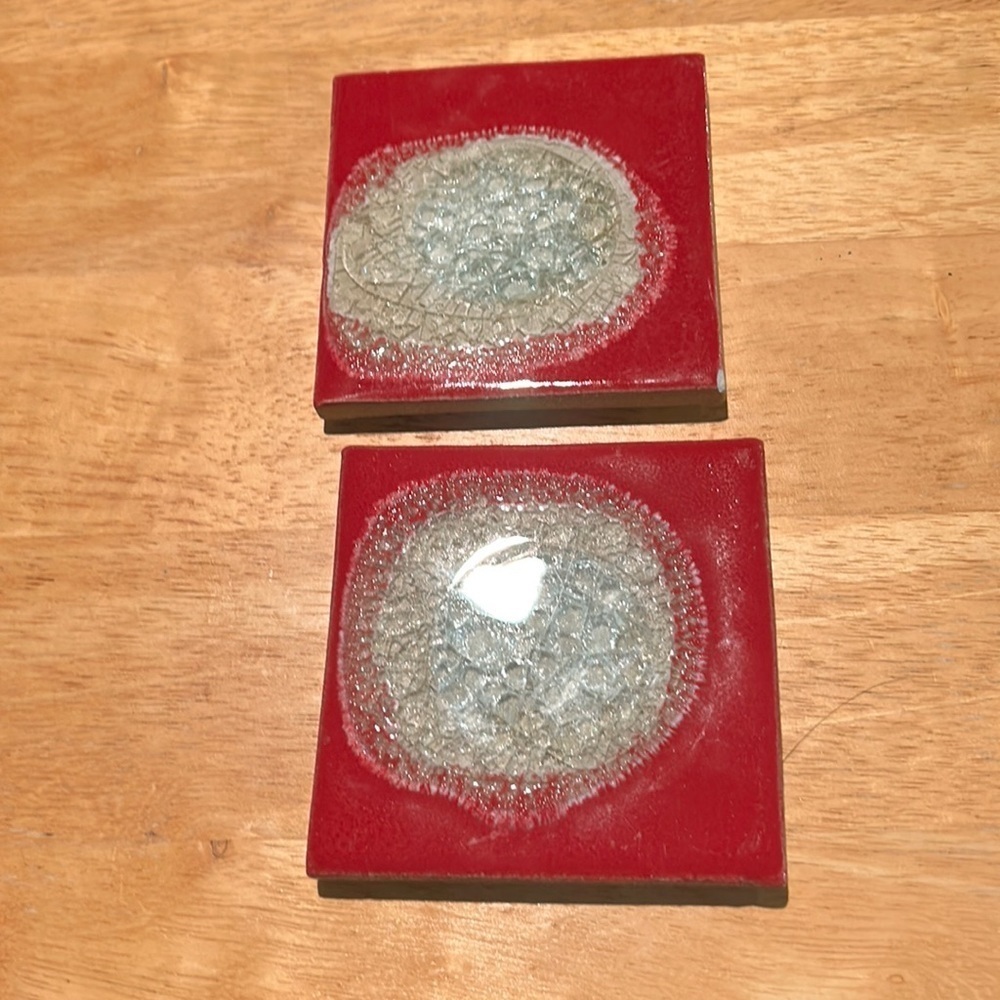 Dock 6 Pottery Geode Crackle Coaster in hot tamale set of 2
